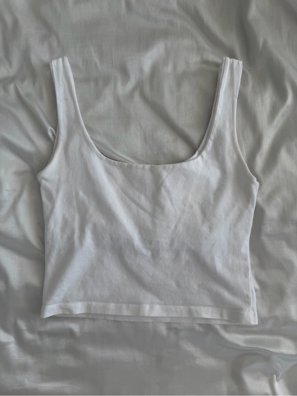Brandy Melville White Scoop Crop Tank